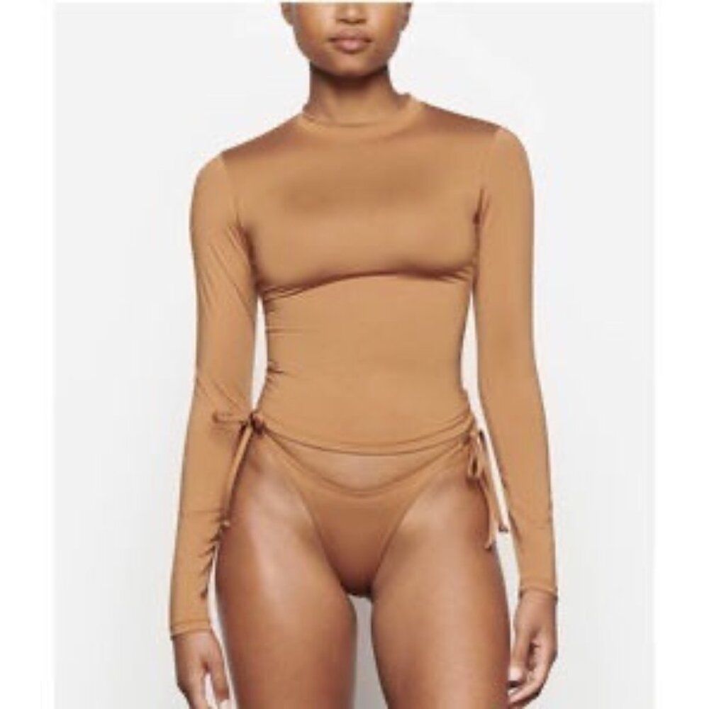 SKIMS Swim Long Sleeve Shirt Almond Womens 2X Rash Guard